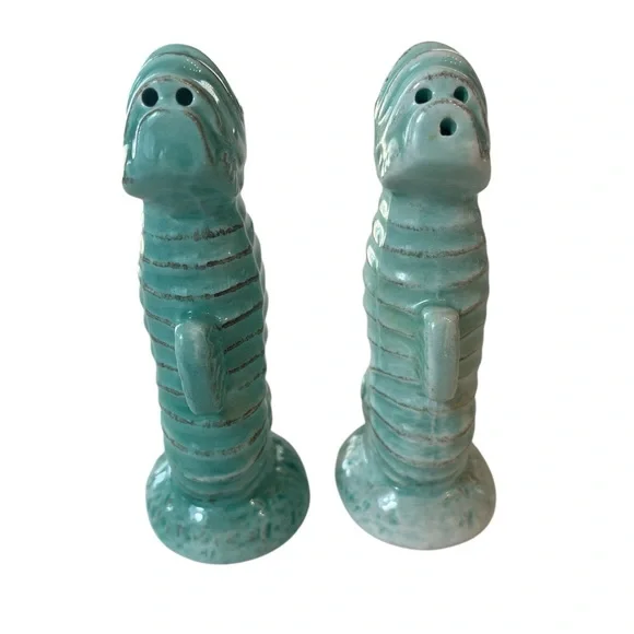 Aqua color kissing seahorse salt and pepper shakers - Picture 7 of 12